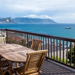 Apartment Boulders House, Simonʼs Town